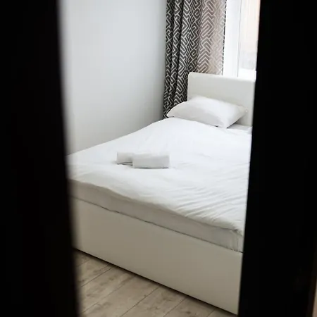 Modern Apartment *